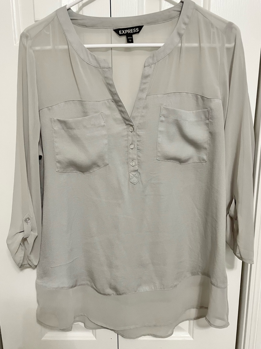 Express Women's Light Gray Sheer V-Neck Pullover Blouse